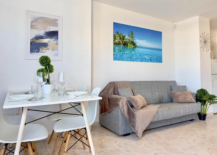 Torres De Yomely - Y1c * Playa de las Américas